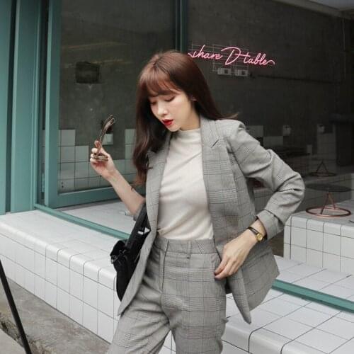 2018 Spring and autumn new womens Korean fashion casual plaid suit single buckle jacket was thin nine pants suit two sets TB184