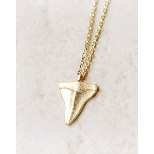 Cute shark tooth necklace, Choker Neckalce Animal Shark Tooth mothers day gift, High Quality Brand Jewelry wholesale