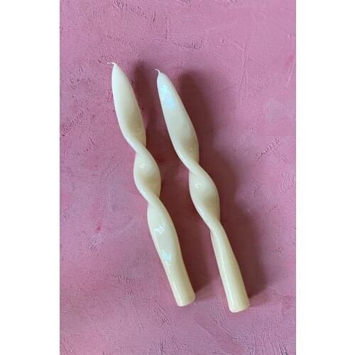 Mysterious Home 2 Li Cream Twist Knot Candlestick Candle