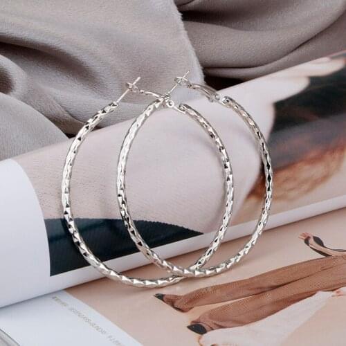 Gold and Silver Color Round Big Hoop Earring for Women Nice Shape Fashion Jewelry Ear Accessories Ladies Gifts NEW 2021 E0155