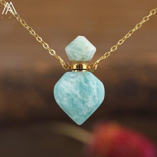 Luxury Women Heart Shape White Roses Quartz Crystal Healing Essential Diffuser Oil Bottle Pendant Necklace Jewelry Dropshiping
