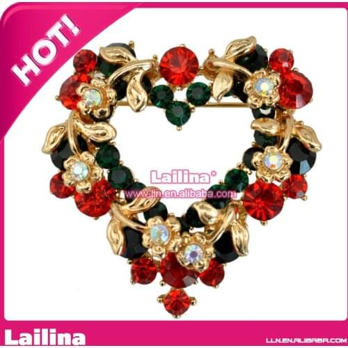 Christmas selling high-end European and American jewelry wild heart-shaped wreath brooch