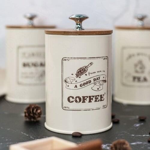 European Metal Storage Jars with Lid Seal Kitchen Canister Sets Cereal Dispenser Spice Organizer Rack Home Decoration Ornaments