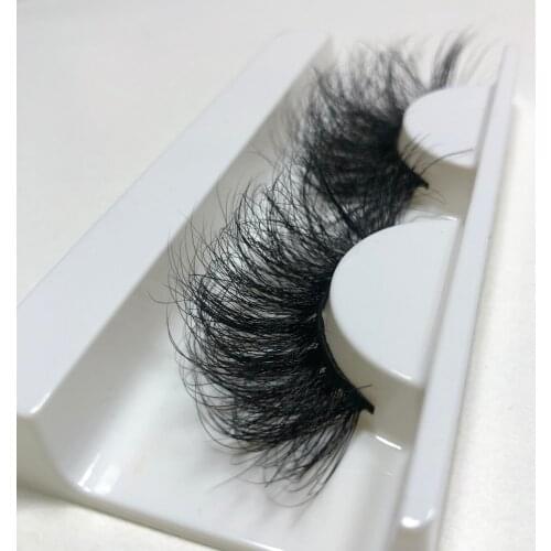 Buzzme Hot Selling 3D Fluffy 25mm Length Eyelashes Volume Natural Only With Tray Real Mink Lashes