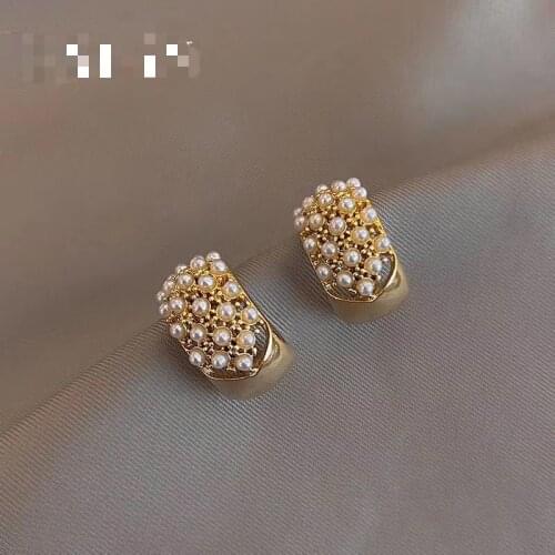 Micro inlaid imitation pearl earrings ins earrings Korean temperament earrings elegant exquisite Korean Fashion Stud Earrings