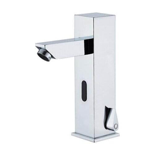 Brass Material Chrome Finishing Color Deck Mounted DC and AC of 2 Models Power Luxury Automatic Smart Sense Mixer