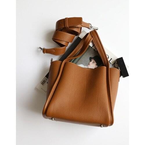 Hot sale women handbag genuine leather fashion bucket bag soft leather Large space simple and versatile female bag