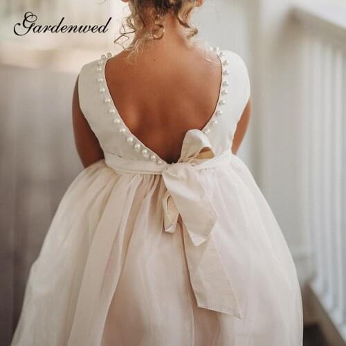Backless Flower Girl Dresses O-Neck Pearls Sashes Long Girls Wedding Party Dresses Sleeveless A-Line Tulle Communion Dresses