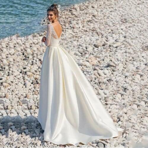 Backless Vestido De Noiva Muslim Wedding Dresses A-line V-neck Long Sleeves Lace Boho Beach Wedding Gown Bridal Dresses