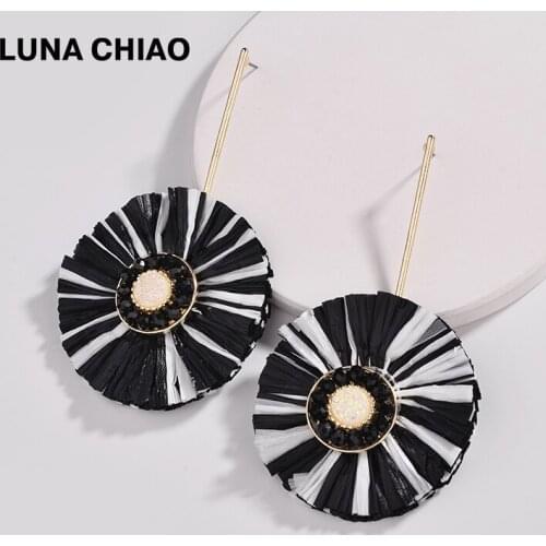 LUNA CHIAO Fashion INS popular Fancy Mix Color Raffia Grass Fringe Tassel Disc Drop Earrings for Women