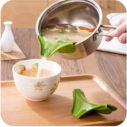 Anti-Sprinkler Container Kitchenware Pot Round Edge Deflector Silicone Liquid Spout Tip Soup Kitchen Tool