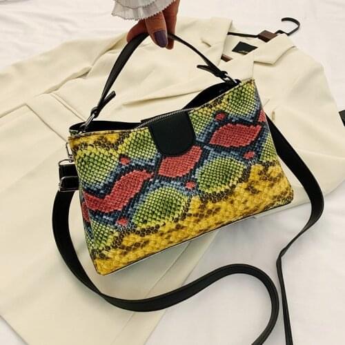 THREEPEAS Fashion Small Shoulder Bag Ladies Snake Pattern Party Evening Clutch Purses Women Casual Messenger Bag Sac A Main