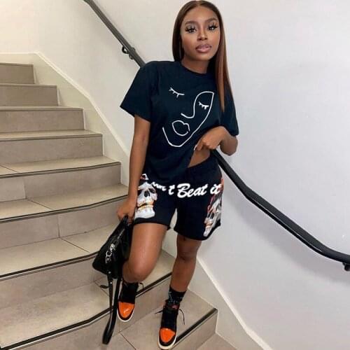 Womens Suit Casual Round Neck Short Sleeved T-shirt Skull Print Shorts Two Piece Suit Short Sets