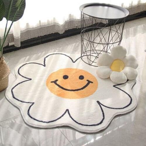 Flower Shape Smile Face Round Carpet Cartoon Soft Living Room Bedroom Rug Kids Room Children Anit-Slip Floor Mats Ins Nordic