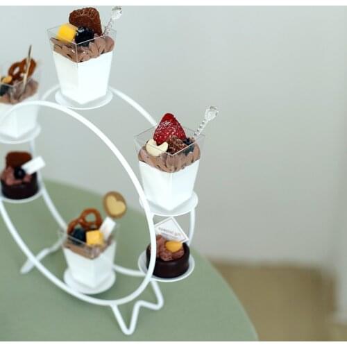 Simulation cream pudding cup Bakery shop window props Wedding dessert table decoration square cup cake model