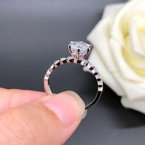 2Ct 8.0mm D VVS1 Moissanite Diamond Engagement Ring Solid 18K White Gold Jewelry for Women AU750 Wedding Ring R144