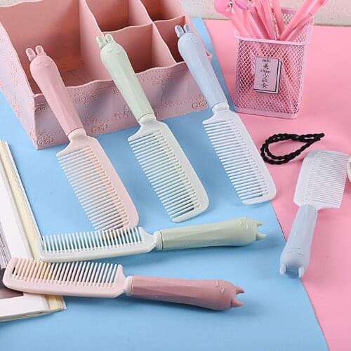 1 Pc Professional Comb Cartoon Soft Cute Rabbit Style Comb Heat Resistant Salon Hair Trimmer Brushes Antistatic Comb Accessories