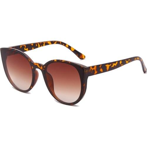 European and American Fashion Sunglasses Classic Leopard Pattern Black Frame Pink Sunglasses for Men and Women