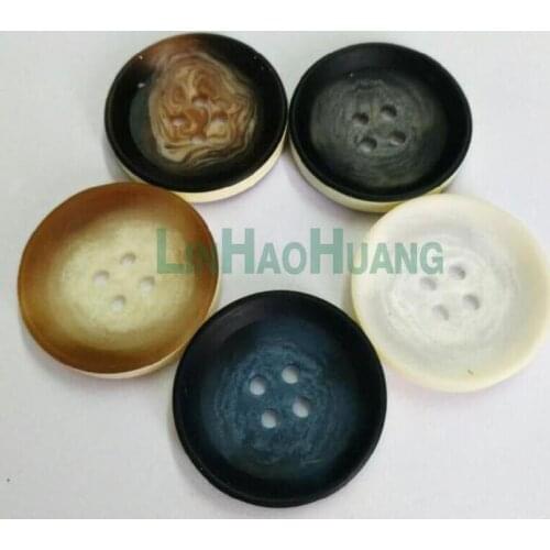 Wholesale Free shipping 50 pieces 30.5mm big plastic resin sewing buttons 2-hole five colors coat buttons 2017040301