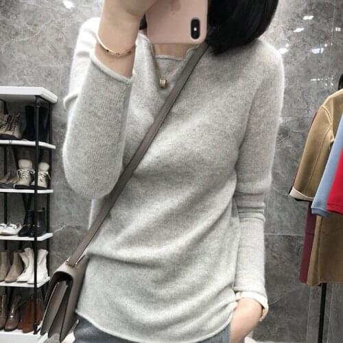 Hot Sale Womens Round Neck Loose Cashmere Sweater Solid Color Knit Long Sleeve Pullover Simple Wild Sweater Regular section