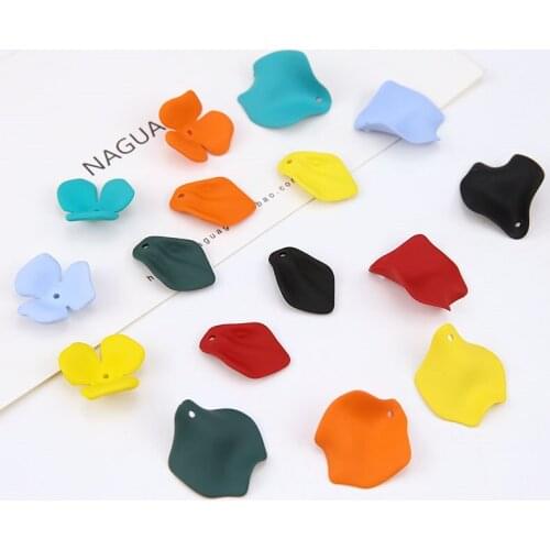 10pcs Fashion Statement Earrings 2020 Frosted Spray Paint Irregular Leaves Pendant Flower Earrings For Women Jewelry Accessories