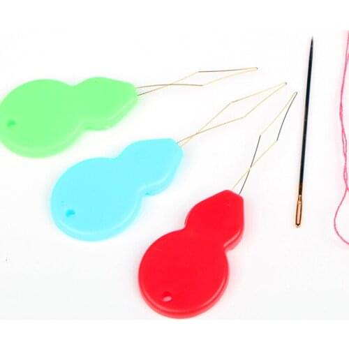 Plastic Hand Craft Thread Cutter Needle Threaders Sewing Tool Elderly Guide Needle Easy Device Automatic Tool Sewing Accessories