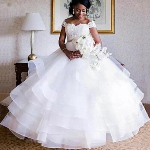 African Tiered Ruffles Wedding Dresses Puffy Ball Gown Sweetheart Bridal Gowns Lace Appliques Church Ivory Tulle Plus Size Bride