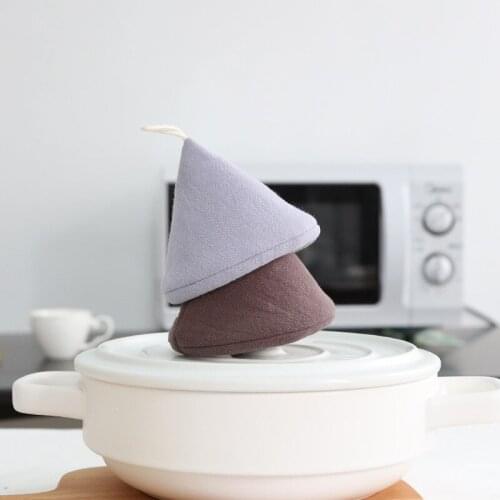 Nordic Style Plain Kitchen Anti-scalding Triangle Pot Handle Cap Heat Insulation Gloves Creative Cloth Pot Jacket