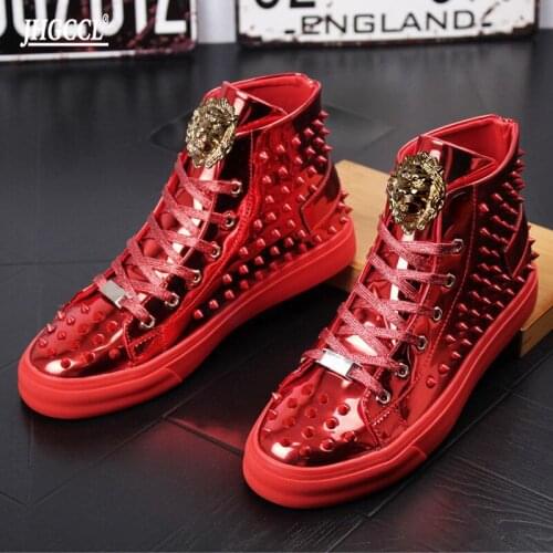 New Rivet Shoes Crease resistant patent leather Boots Flat Heel Platform Brand Designer High casual shoes Mens Sneakers P5