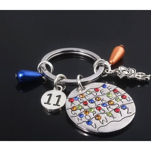 Stranger Things Keychain Alphabet Light Wall Monster Charms Lamps Letter RUN Eleven Keyring Pendant Jewelry Gift