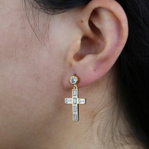 New Arrived Promotion Cz Cross Earring Dangle Cross Baguette Zirconia Cz Cross Charm Elegant Women Fashion Fine Jewelry Gifts