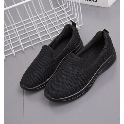 New Light Sneakers Women Running Shoes Women Breathable Mesh Slip-On Shoes Woman Sports Shoes Zapatillas Mujer Sneakers Women XL