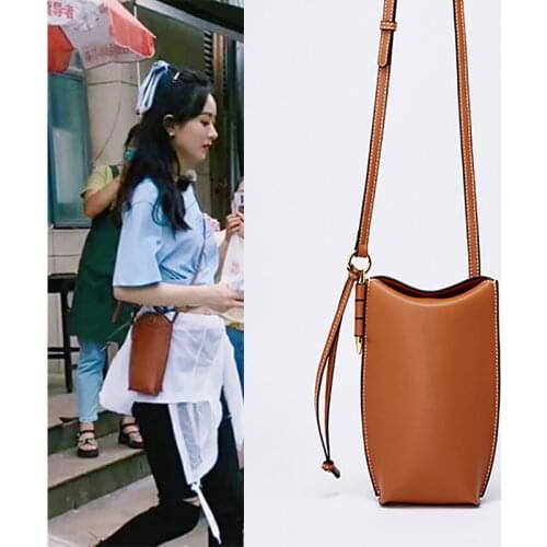 2021 Women Shoulder Bag Handbags New Mini Messenger Small bag Mobile Phone Bag Bucket Bag Leather Personality