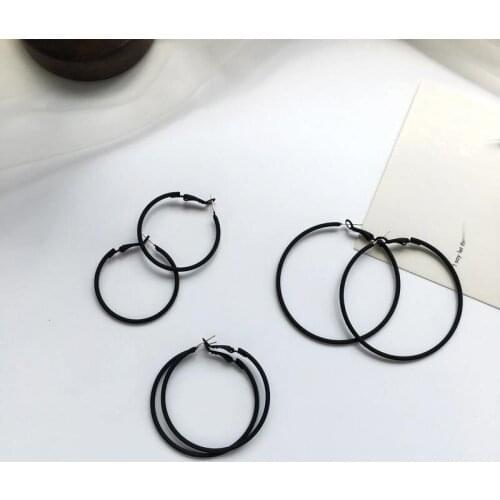Daily Black Beautiful Hoop Earrings for Women Street Snap Round Earrings
