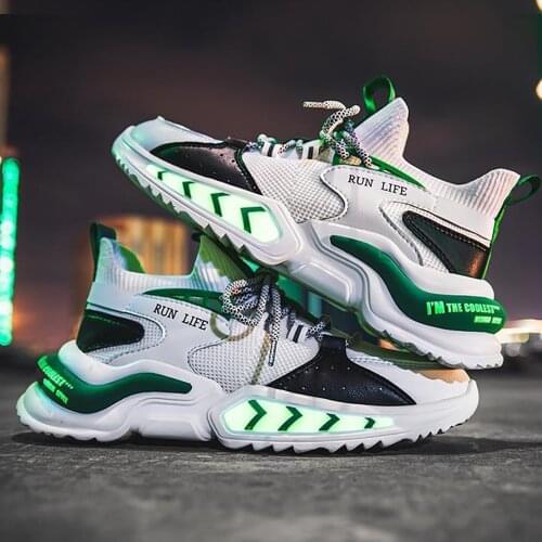 2021 Autumn New Mens Sports Shoes Mens Flying Woven Breathable Trendy Shoes Casual Fashion All-match Sports Shoes