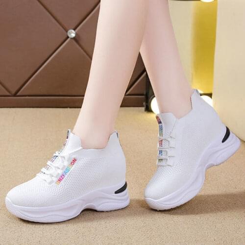 Childrens Korean students with high shoes spring 2021 new online celebrity Joker breathable leisure sports shoes women 8cm