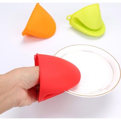 New food grade silica gel anti-ironing gloves bowl clamp kitchen heat insulation dish clamp baking oven hand clip