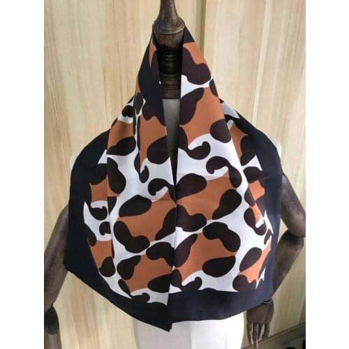 2021 New Arrival Fashion Elegant black leopard 100% silk scarf 90*90 cm square shawl twill wrap for women lady girl