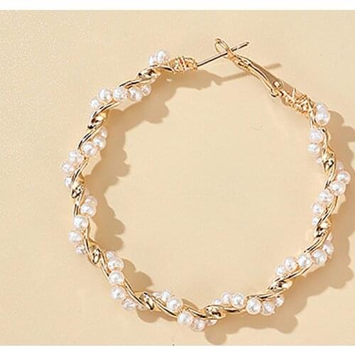 Vintage Ear Studs Spiral Golden Round Hanging Earring Faux Pearl New Fashion Large Circle Hoop Earrings for Women 2021