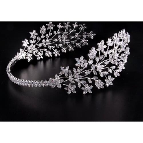 INS Style Bride Crown Crystal Headdress Wedding Makeup Birthday Party Headband Zircon Tiaras for Women