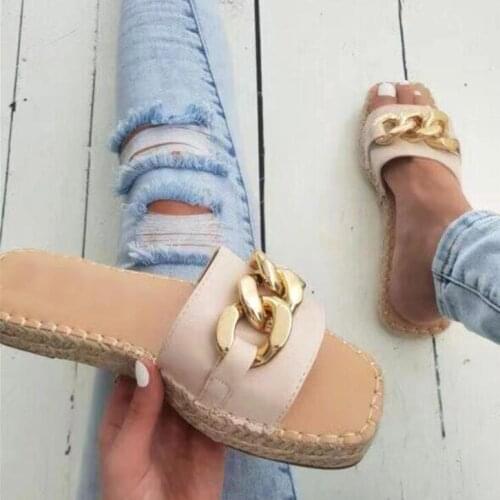 2021 Large size Luxury gold buckle hemp rope sole women shoes new chain women beach All-match fashionable home ms slippers