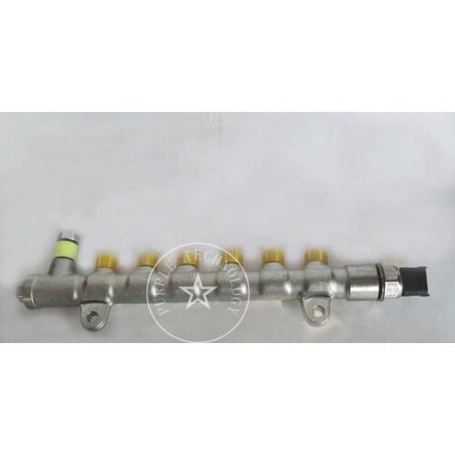 Diesel engine fuel rail G903-000