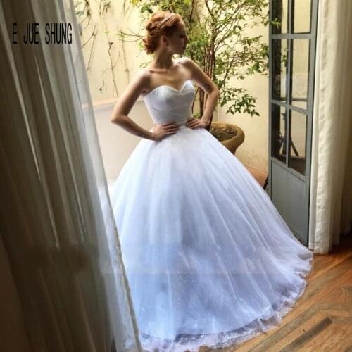 E JUE SHUNG 2019 Elegant Sweetheart Wedding Dress Sleeveless Bow Button Back Vestido De Noiva Sequin Ball Bridal Gowns