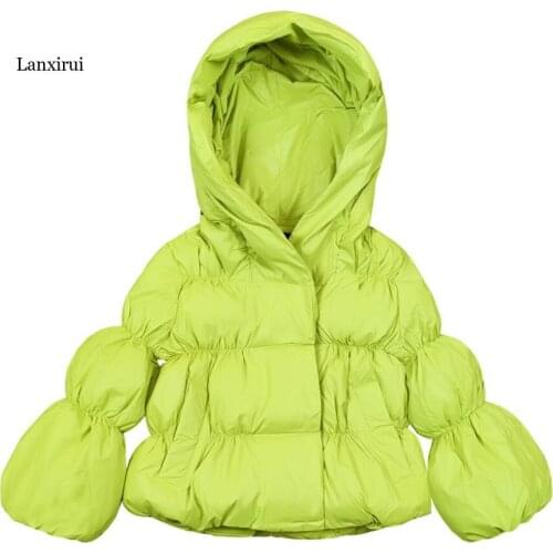 Europe Womens Winter High Street Fashion Red Lantern Sleeve Zip Short Down Jacket Coats Female Slim Elegant Parkas Work Clohes