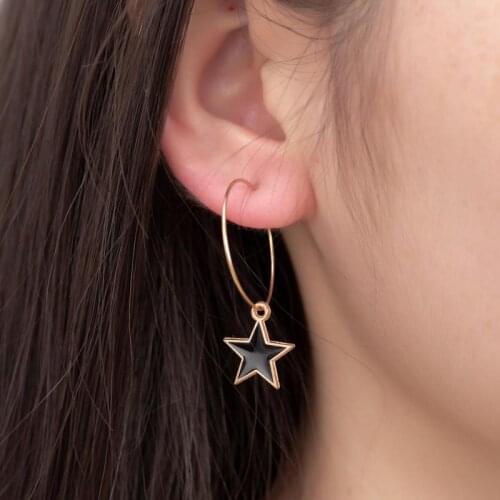 Hot Europe And The United States Tide Fashion New Earrings Black Soft Sister Temperament Retro Five-pointed Star Ladies Earrings