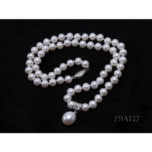Elegant Ladies Necklace Perfect Natural White Color 6mm Freshwater Pearl Necklace 9MM Rice Pendant Pearl Jewelry Loving Gift