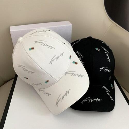 Hot Unisex Simple Spring And Summer Cotton Embroidery Fashion Baseball Cap Casual Streetwear Casquette Snapback Hats