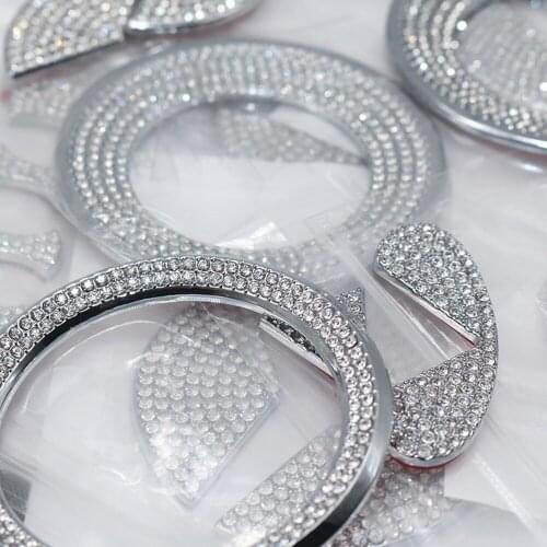 Car Steering Wheel Emblem 3D Sticker Diamond Steering-wheel Trim Ring Logo Paster Decals Auto Interior Accessories Silver New