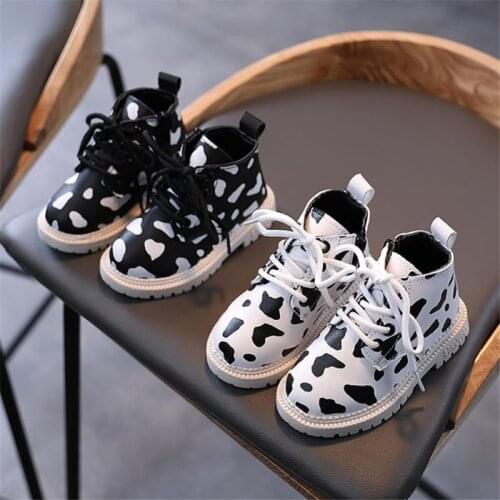 Disney Paragraphs 2021 baby shoes Martin boots female autumn infant child boots antiskid age season soft bottom short boots