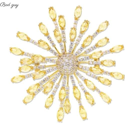 Snowflake Shape Brooch for Womens Zicon Pin White Gold Jewelrys Clothes Scarf Buckle Garment Accessories Gem Jewelry Gifts